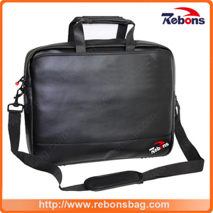 Good Quality Fashionable Factory Price Messenger Bag Fashion Bag 17 Laptop Computer Bag for MacBook PRO with Two Plastic Pads on The Bottom to Protect The Bag